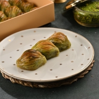 Fıstıklı Midye Baklava