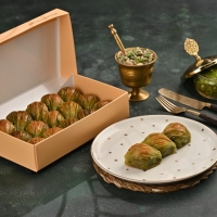 Fıstıklı Midye Baklava